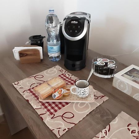 Bed and Breakfast Tre Stelle Порто-Торрес Екстер'єр фото