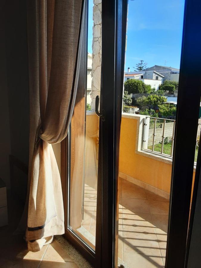 Bed and Breakfast Tre Stelle Порто-Торрес Екстер'єр фото